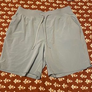 Lululemon Shorts L Mens